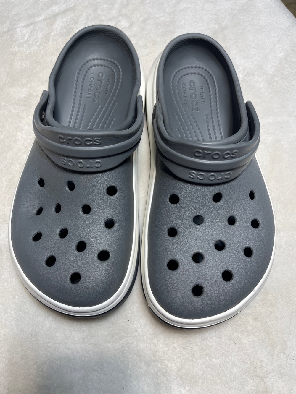 CROCS Men's Clog in Charcoal Gray with White Sole Size 9